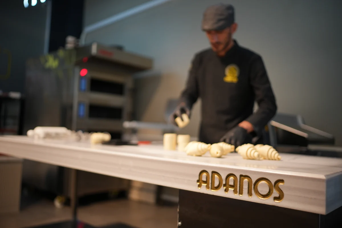 Adanos croissantwerkbank